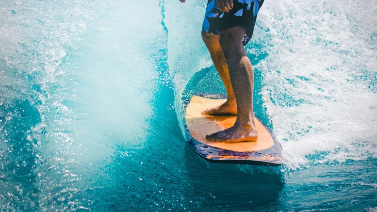 Quelle est la différence entre le surf et le bodyboard ?